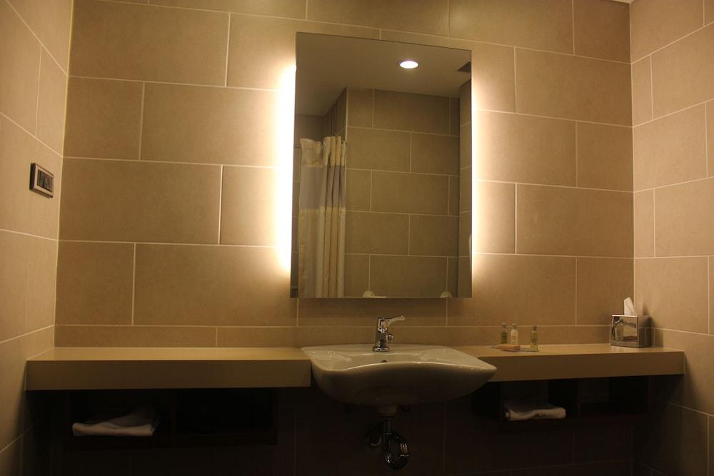 Hilton Garden