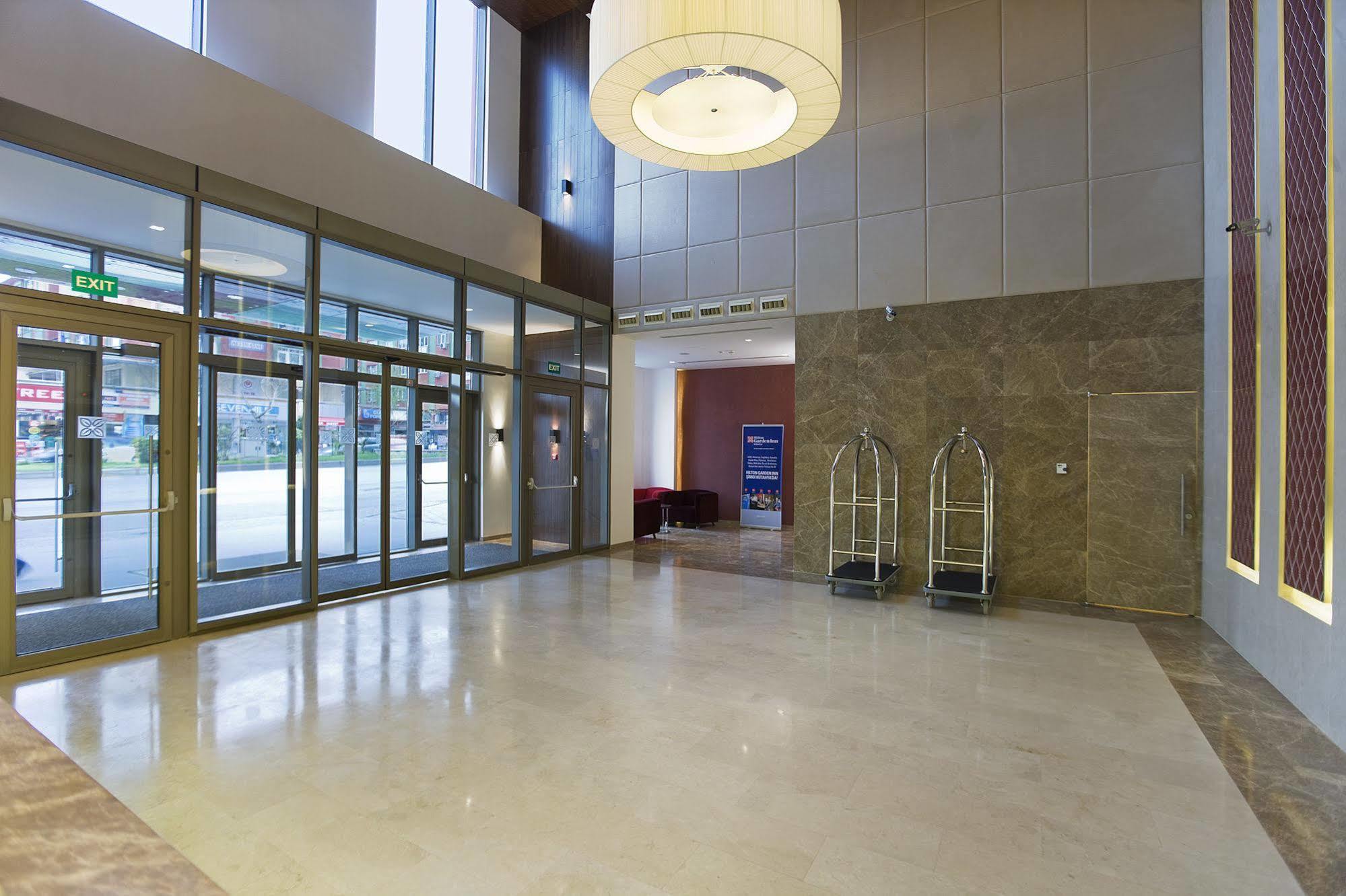 Hilton Garden Hotel